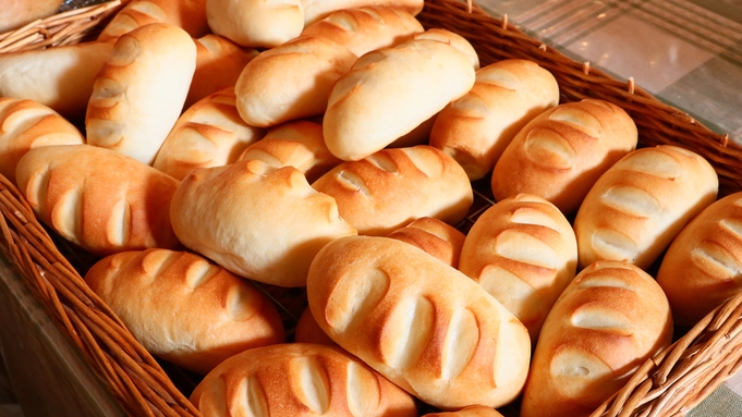 【朝食付】レジャー観光地に便利♪シェフ自慢の無添加自家製の焼き立てパンをぜひ！